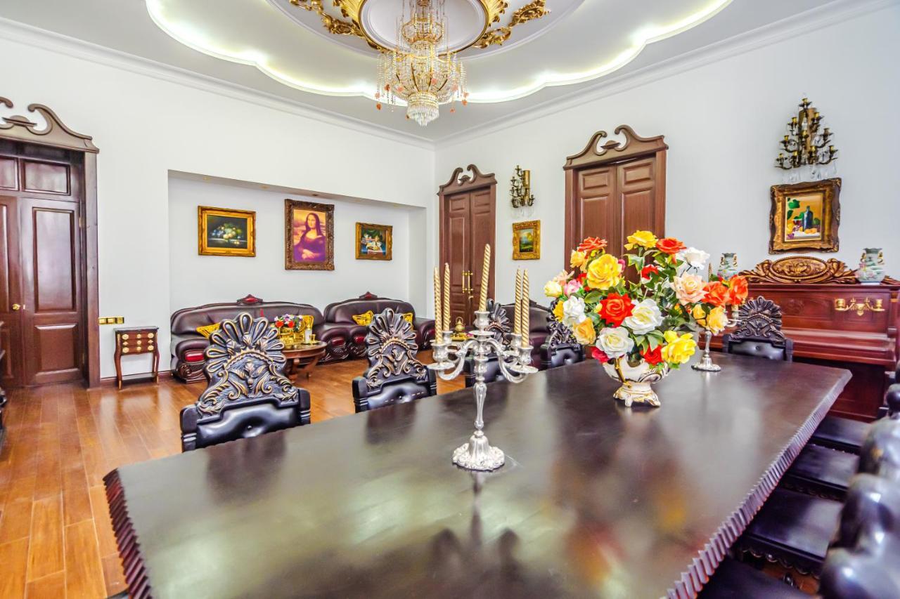 Sera Boutique Hotel 1 Баку Экстерьер фото