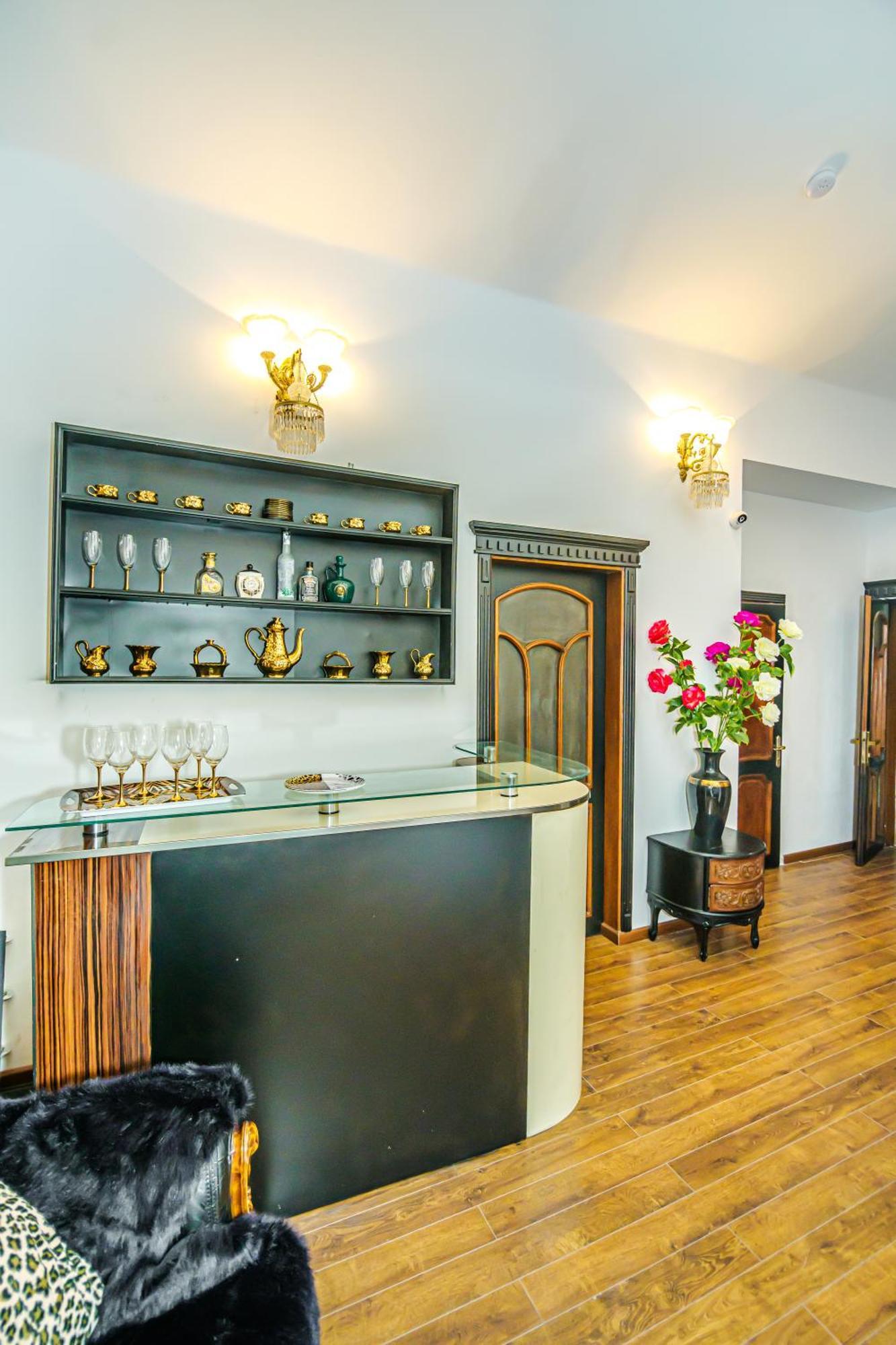 Sera Boutique Hotel 1 Баку Экстерьер фото