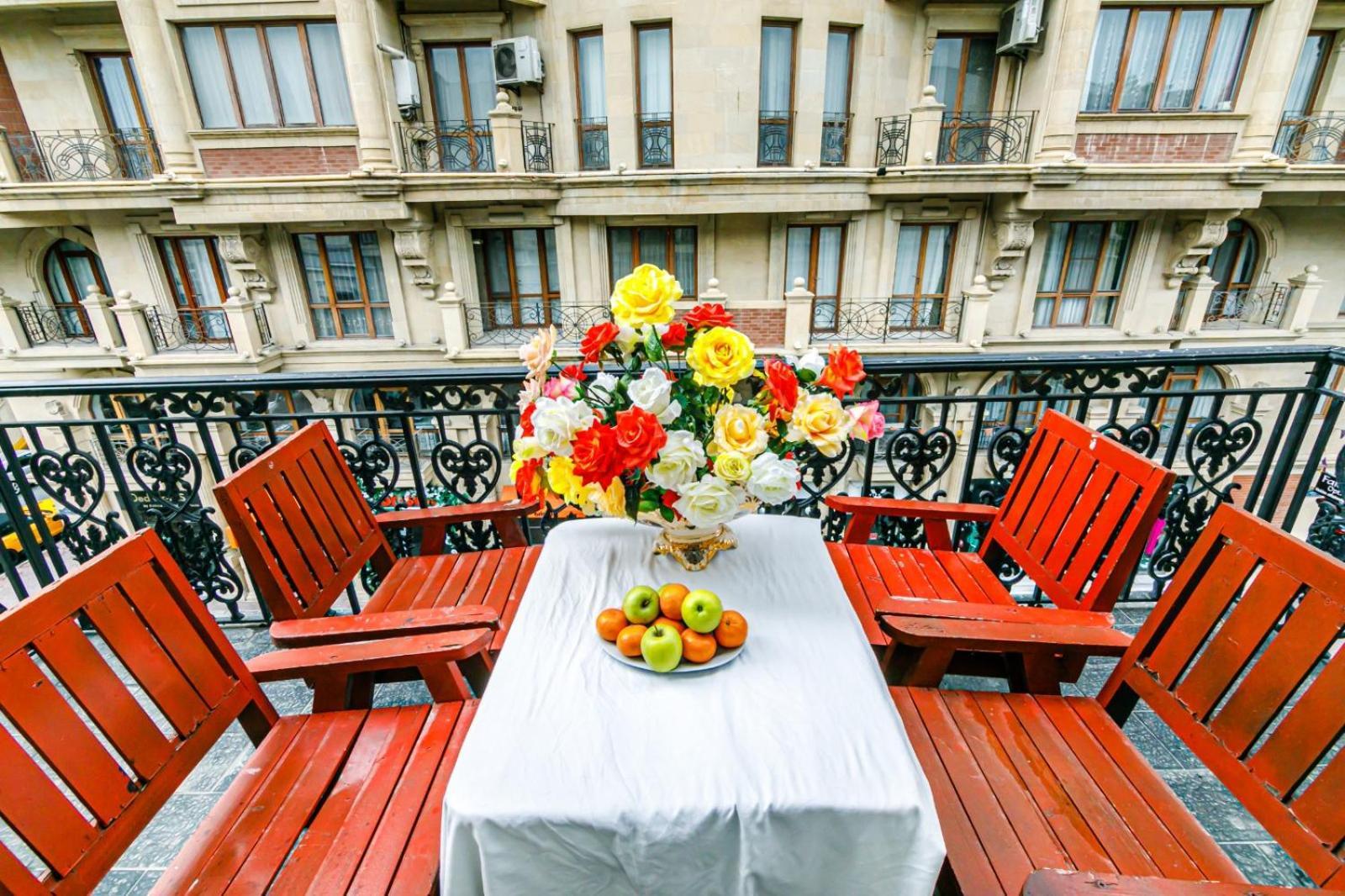 Sera Boutique Hotel 1 Баку Экстерьер фото
